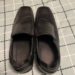 Men’s loafers size 15